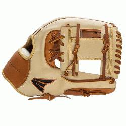 Hybrid design combines USA Horween™ steer leather with Japanese Reserve steerhide