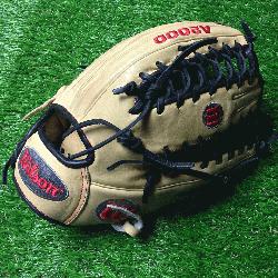n A2000 OT6 Used baseball glove right hand throw OT6 12.75 inch.</p>