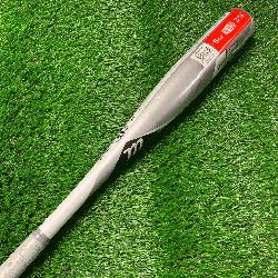 a great opportunity to pick up a high performance bat at a reduced price. The bat is e