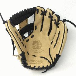  Super soft Steerhide leather combined in black and cream colors. Nokona Alpha Baseball Glov