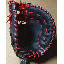 the Hide players series 1st Base model features an open Web. With