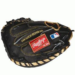 ros with the 2022 Heart of the Hide 33.5-inch catchers mitt. It wa