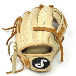 in Mexico      The Soto family has been making gloves and leather products fo