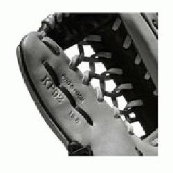  - 12.5 Wilson A2000 KP92 Outifeld Baseball GloveA2000 KP92 12.5 Outifeld Baseball Glove- 