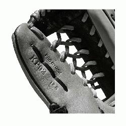 0 KP92 - 12.5 Wilson A2000 KP92 Outifeld Baseba