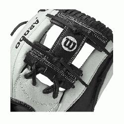 Fastpitch-specific WTA20RF171175 New comfort Velcro wrist closure for a secure and comf